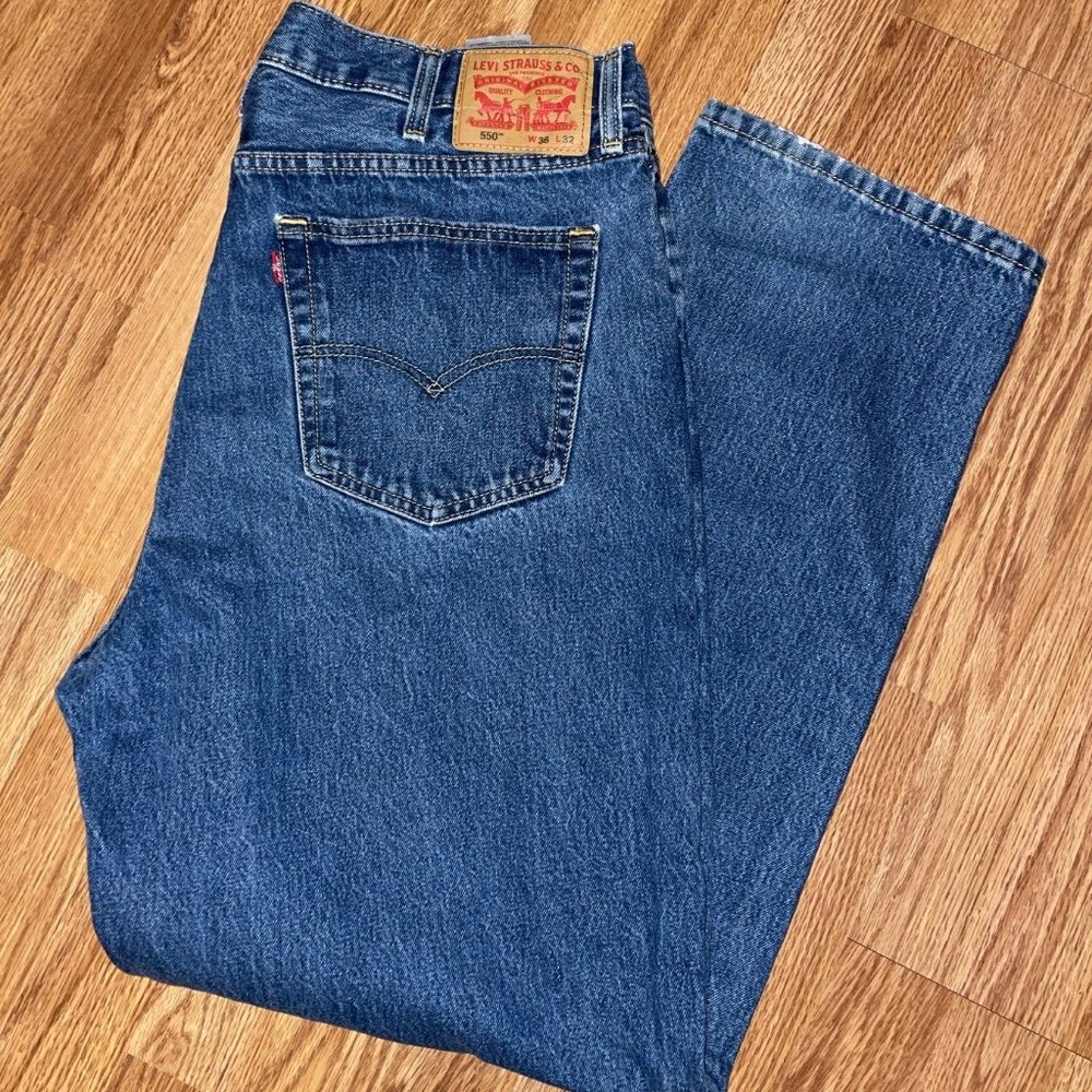 LEVI'S 550 Relaxed Fit 38x32 Medium Stonewash 100% Cotton Jeans